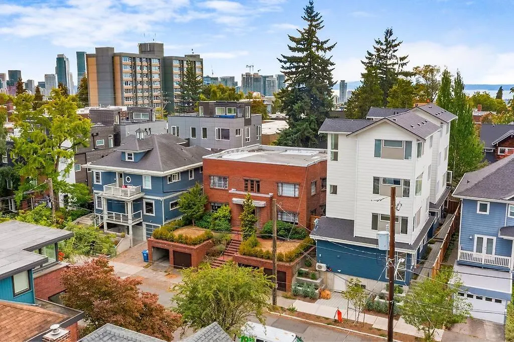 Syrax'S Dragonstone Den Apartment Seattle 0*,  United States